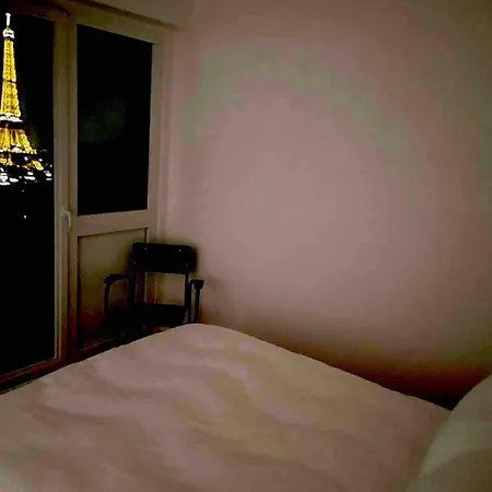 Terrasse Vue Tour Eiffel * Париж