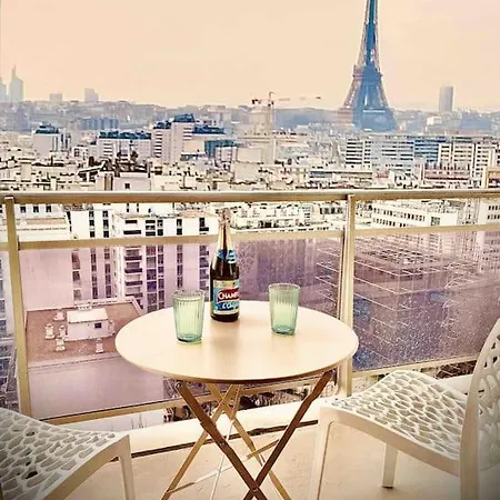 Апартаменты Terrasse Vue Tour Eiffel *